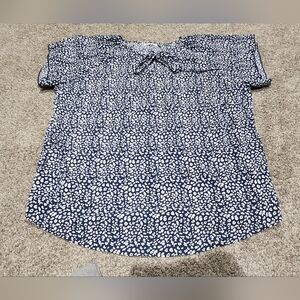 In' Voland Navy and White Floral Blose Womens Size 18 W